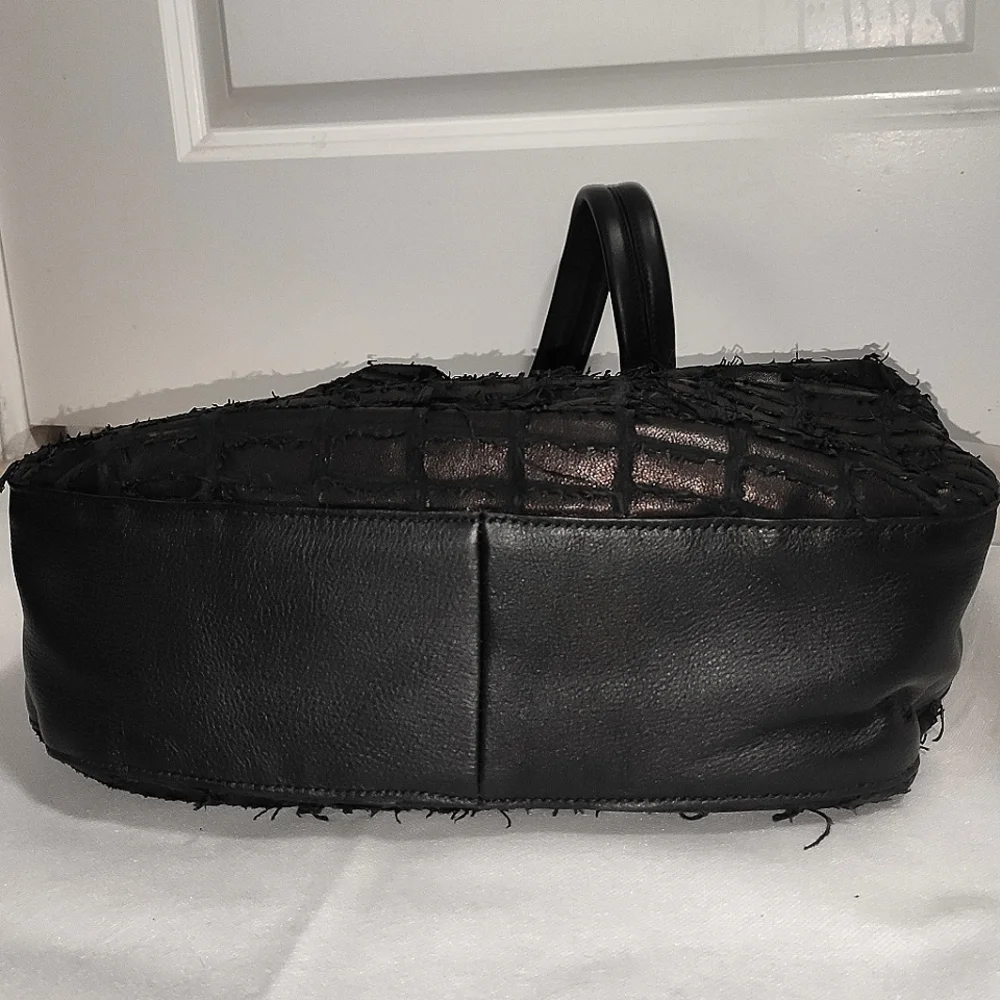 DESMO Large Croc Effect Leather Carrie Hobo